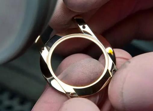 夏天如何对浪琴手表进行保养？